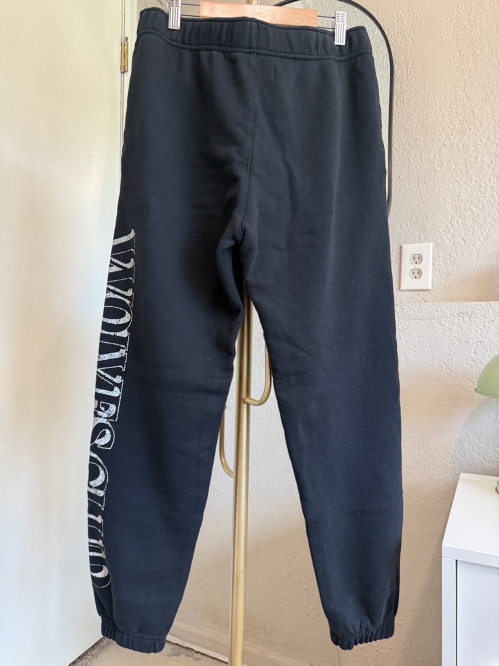 Darc Sport Saloon She Post Lounge Sweat in Black Womens Size Small - 780/1000 - Picture 2 of 7